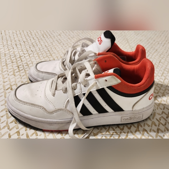 Adidas white/red size 5 - Picture 3 of 8